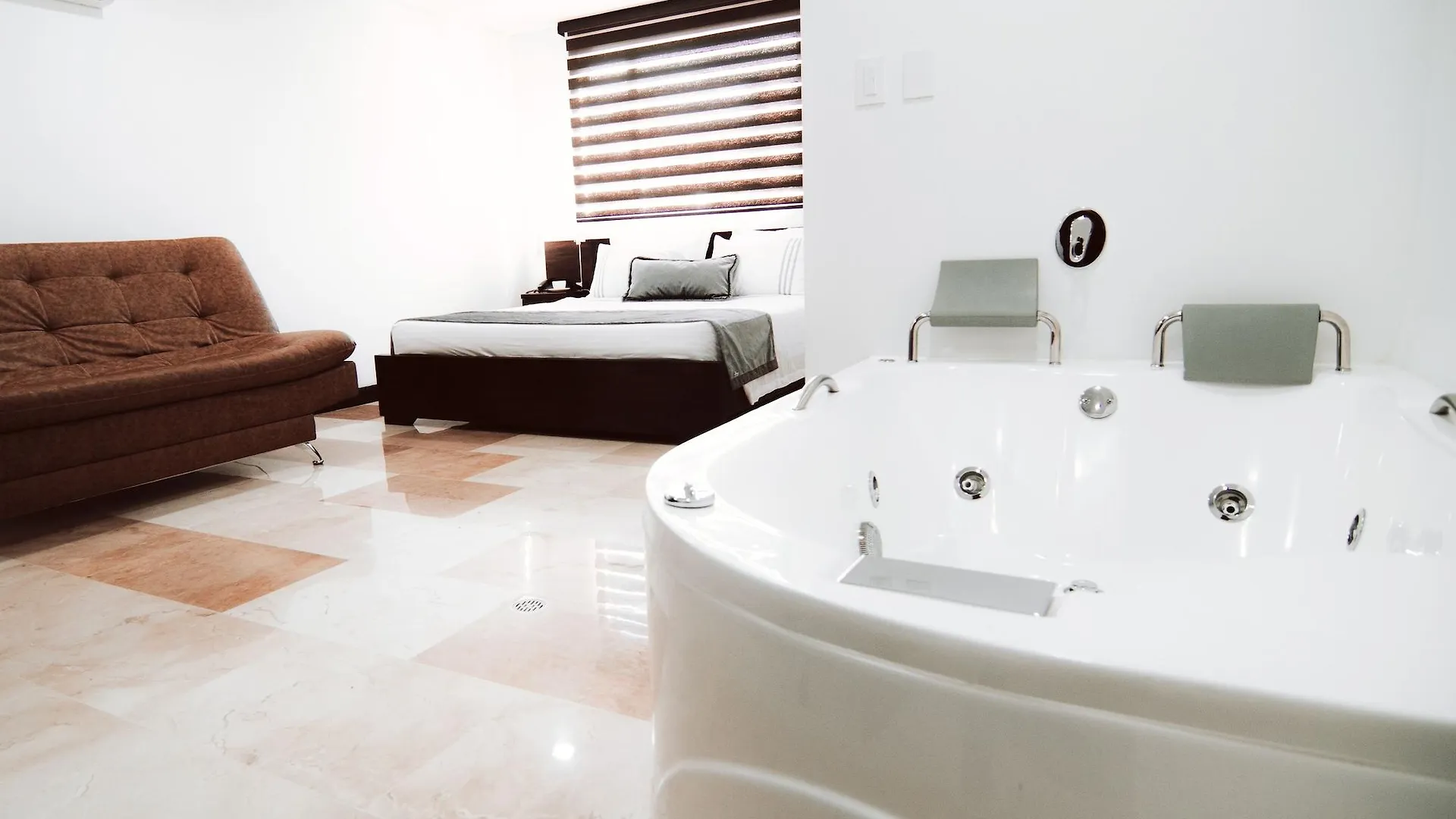 Hotel Lleras 10 Medellín