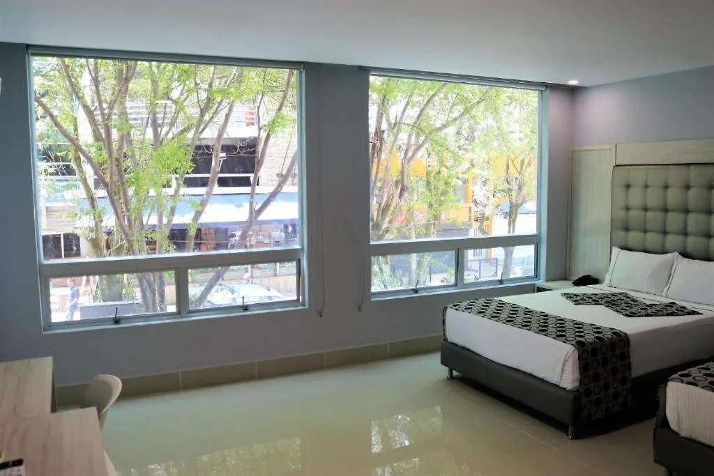 Hotel Lleras 10 Μεντεγίν 4*,
